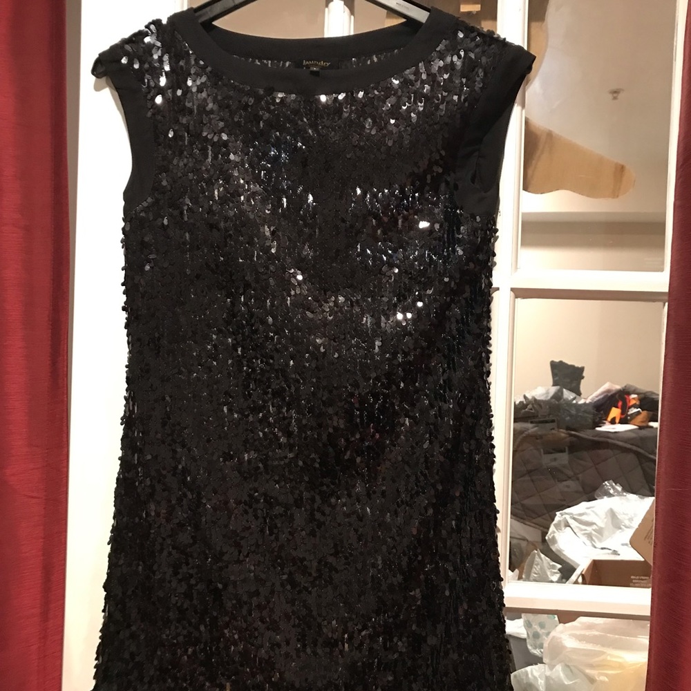 Laundry dress